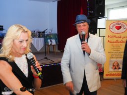 Künstler helfen Kinder - Mit Musik zur Menschlichkeit